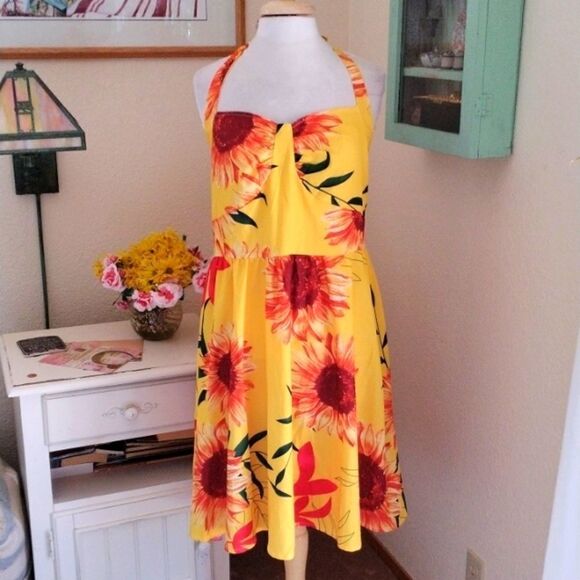 Bloom Chic Bright Sundress - Picture 1 of 11